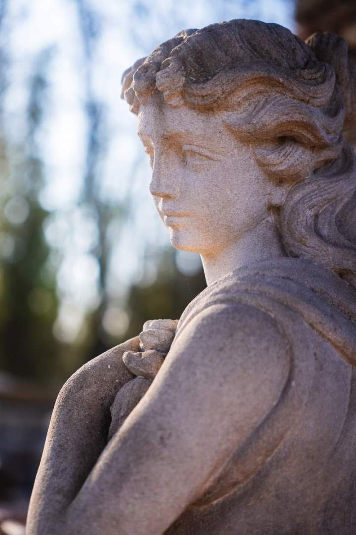 Matériaux anciens de construction et décoration près de Grasse